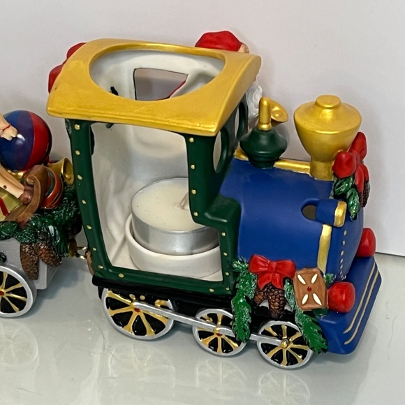 PartyLite RETIRED Santa Train Tealight Holder P9793 (3 Pcs) Christmas NIB Opened - Picture 10 of 15